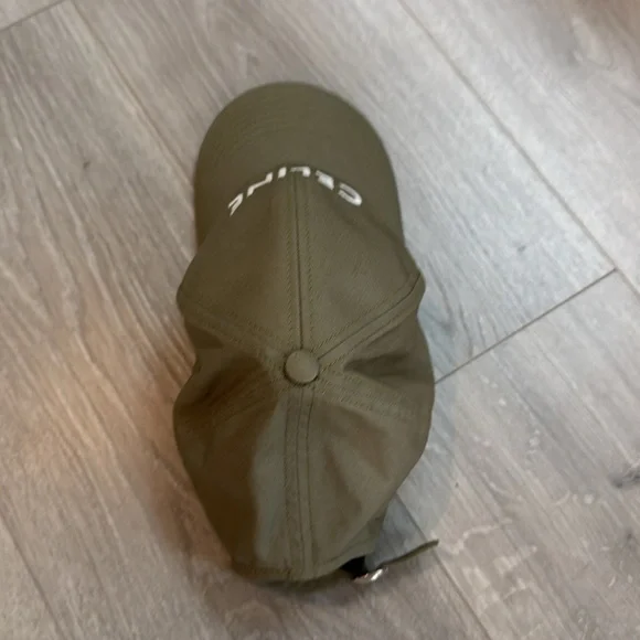 Celine olive green baseball hat worn once; size M fits 58 cm head size - Picture 3 of 5